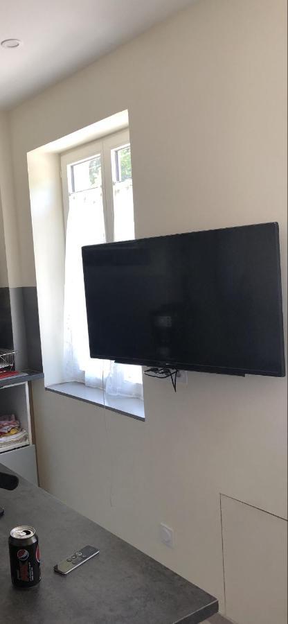 Appartement Lisieux Calme Tres Bien Equipe Buitenkant foto