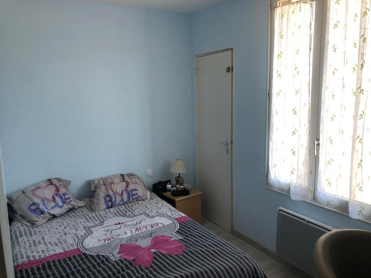 Appartement Lisieux Calme Tres Bien Equipe Buitenkant foto